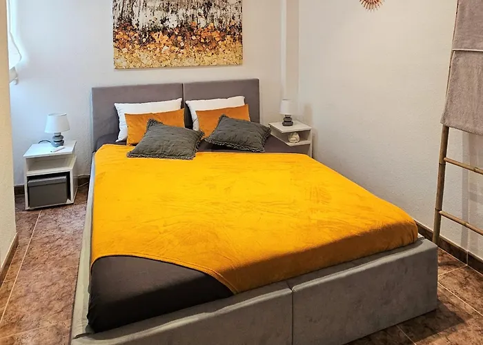Mirador Family Home